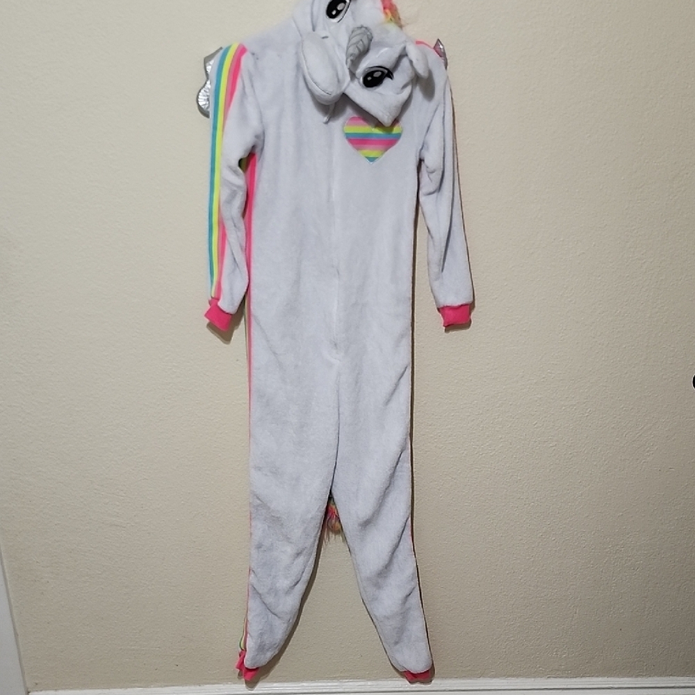 Secret Treasures Pink and White Pajama Set with Unicorn Theme